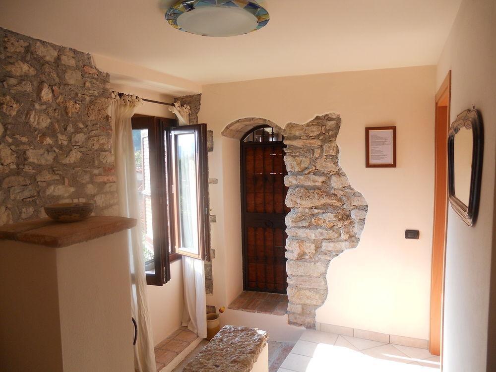 B&B Renzano Bedrooms Salò Extérieur photo
